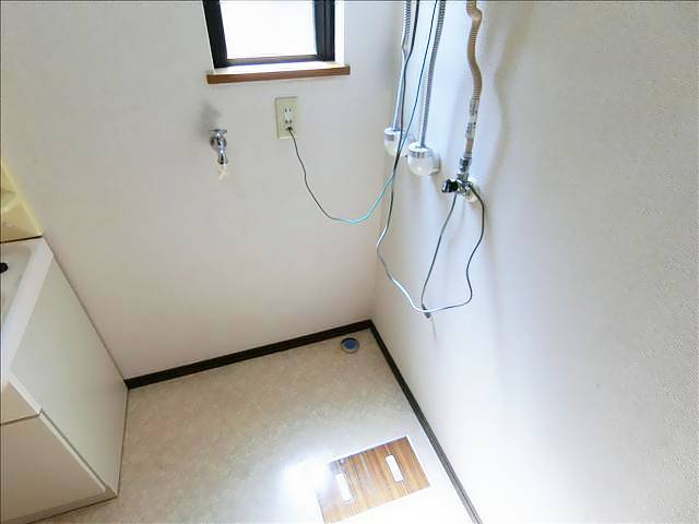 その他部屋・スペース　室内に洗濯機設置スペースあります。
