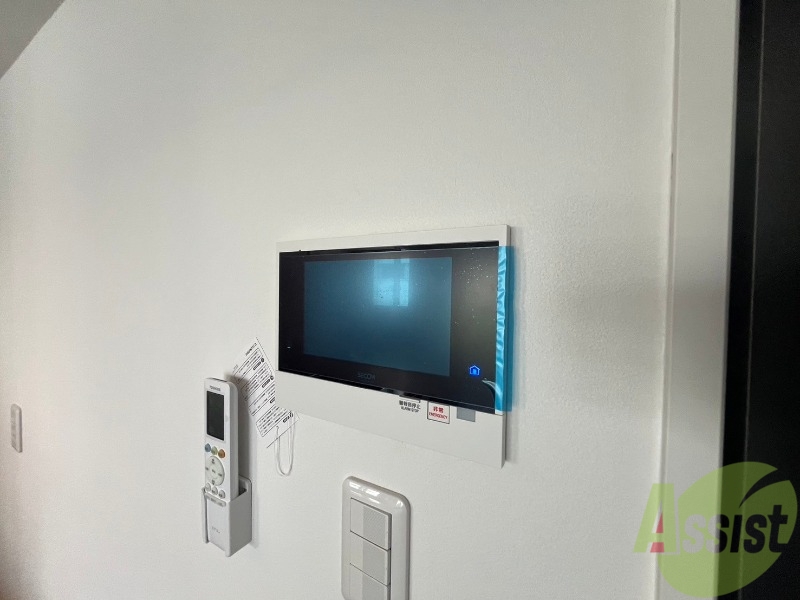 セキュリティ　ＴＶモニター付インターホンです。来客者の顔が見えるので安心！