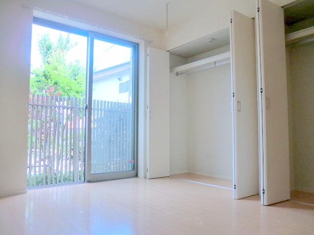 その他部屋・スペース　★明るいフローリングの角部屋です★