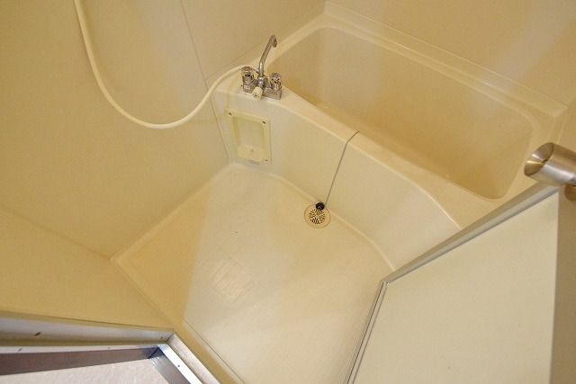 バス・シャワールーム　※同一間取の別部屋です