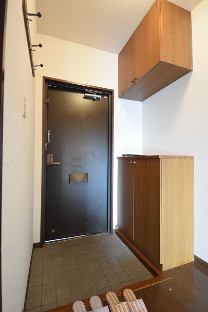 玄関　※同一間取の別部屋です