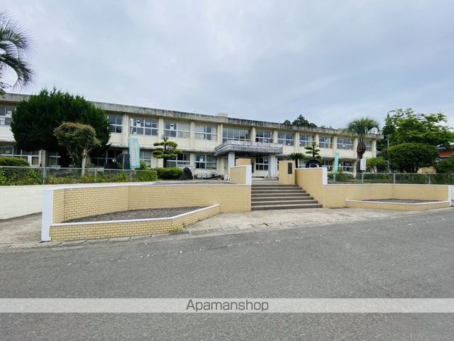 小学校　三股町立勝岡小学校（小学校）まで1865m