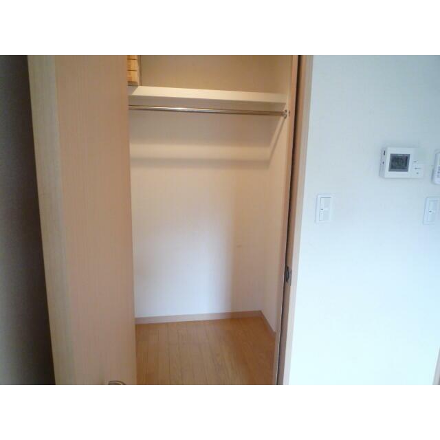 収納　同タイプの別の参考写真となります。