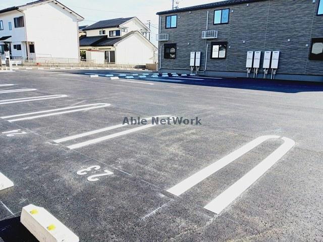 駐車場　駐車場