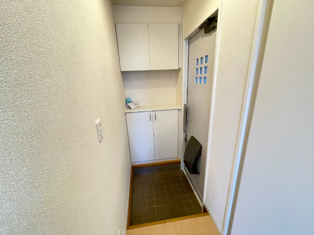 玄関　下駄箱付きの玄関です