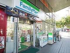 コンビニ　ファミリーマート京阪京橋店（コンビニ）まで506m