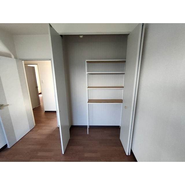 収納　※別部屋の参考写真になります。