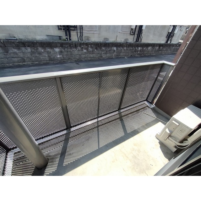 バルコニー　※別部屋の参考写真になります。
