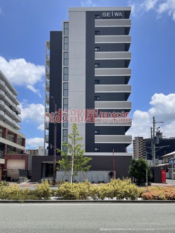 建物外観　落ち着いた雰囲気の外観です
