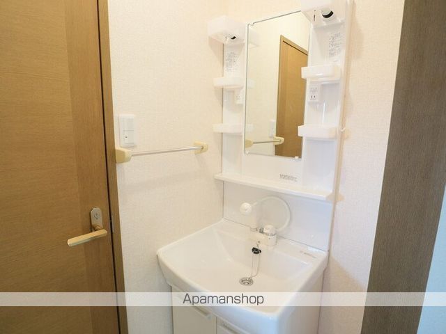 クオーレ 中屋の内装写真