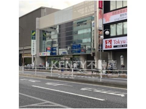銀行　三井住友銀行雪ケ谷支店（銀行）まで107m