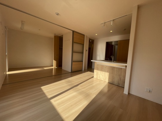 居室・リビング　※別部屋の写真です