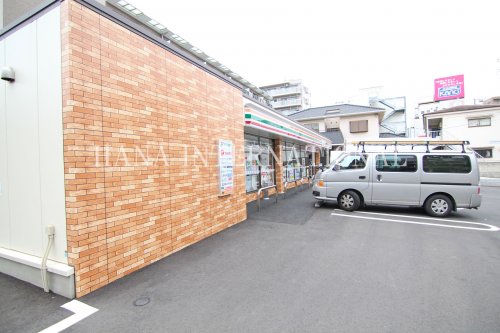コンビニ　セブン‐イレブン 江戸川松本２丁目店（コンビニ）まで1011m