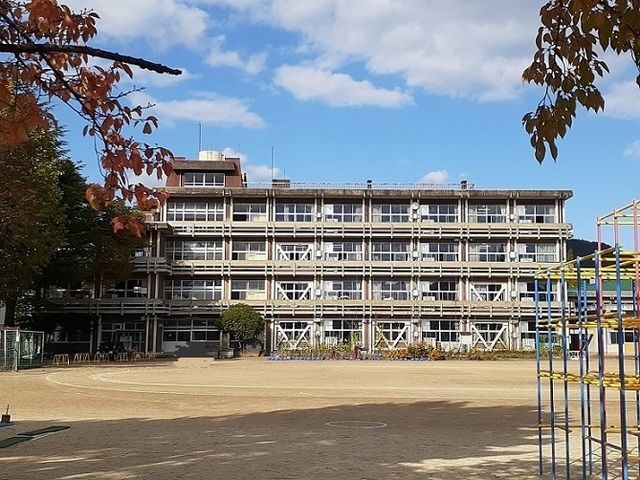 小学校　福島市立三河台小学校（小学校）まで1100m