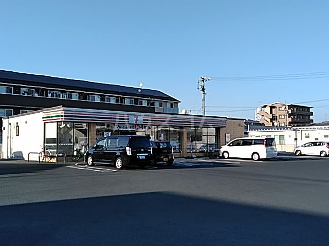 コンビニ　セブン-イレブン浜松丸塚町店（コンビニ）まで587m