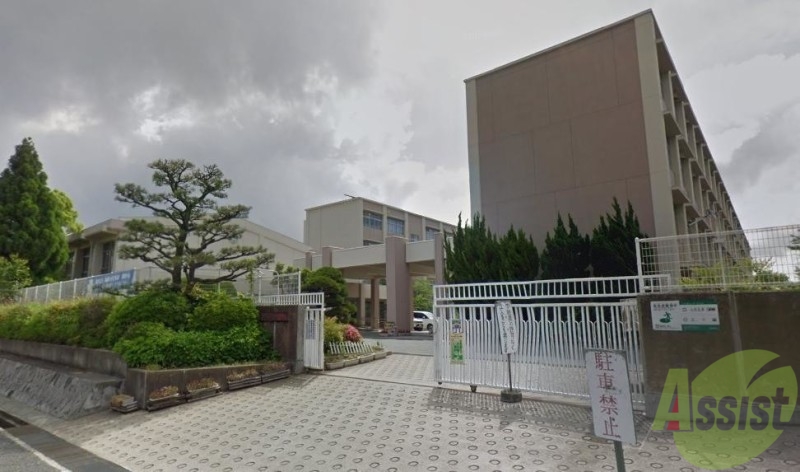 中学校　星和台中学校（中学校）まで445m