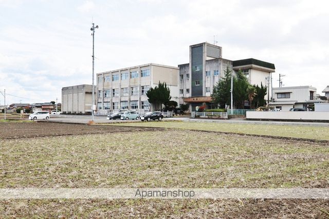 小学校　岩脇小学校（小学校）まで2078m