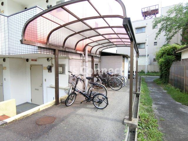 その他共有部分　駐輪場もあります。