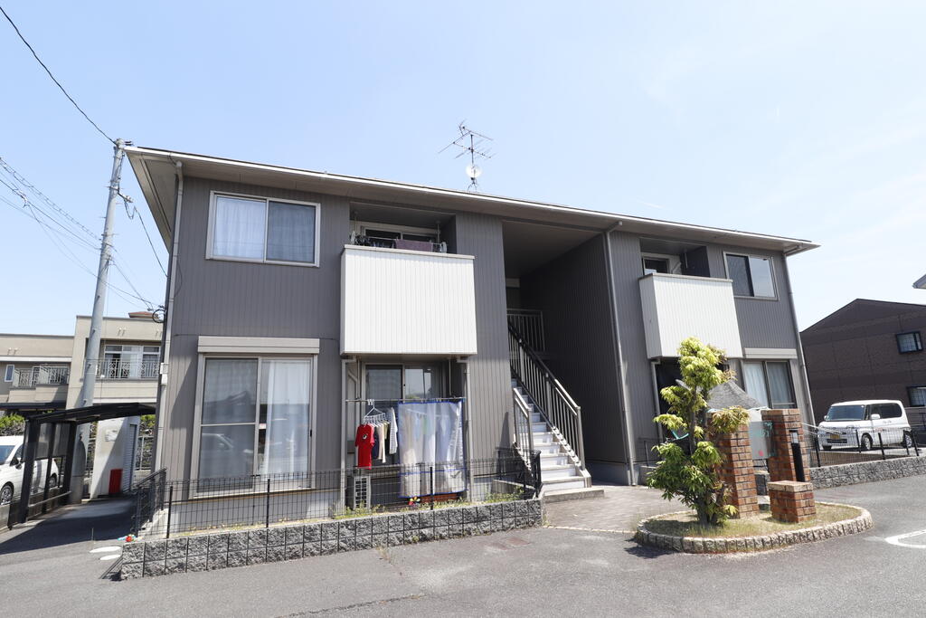 建物外観　西阿知にある2LDKのネット使い放題物件です♪