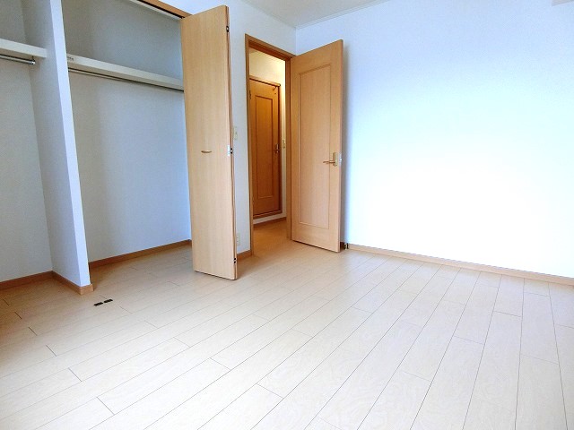 その他部屋・スペース　写真は同建物の別部屋を参考に掲載しております。