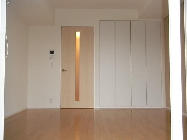 その他部屋・スペース　洋室７．７帖フローリング★