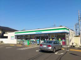 コンビニ　ファミリーマート 南大泉六丁目店（コンビニ）まで814m