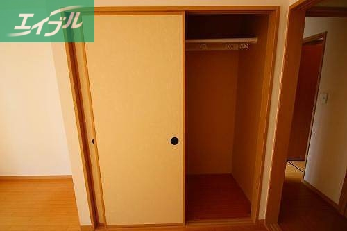 収納　クローゼット