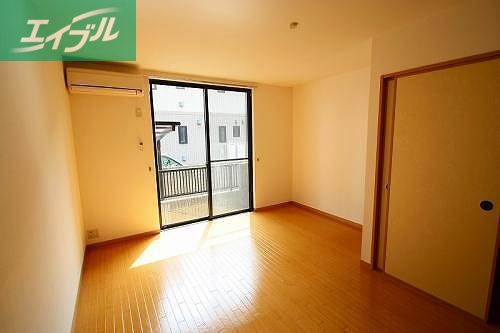 その他部屋・スペース　洋室８帖