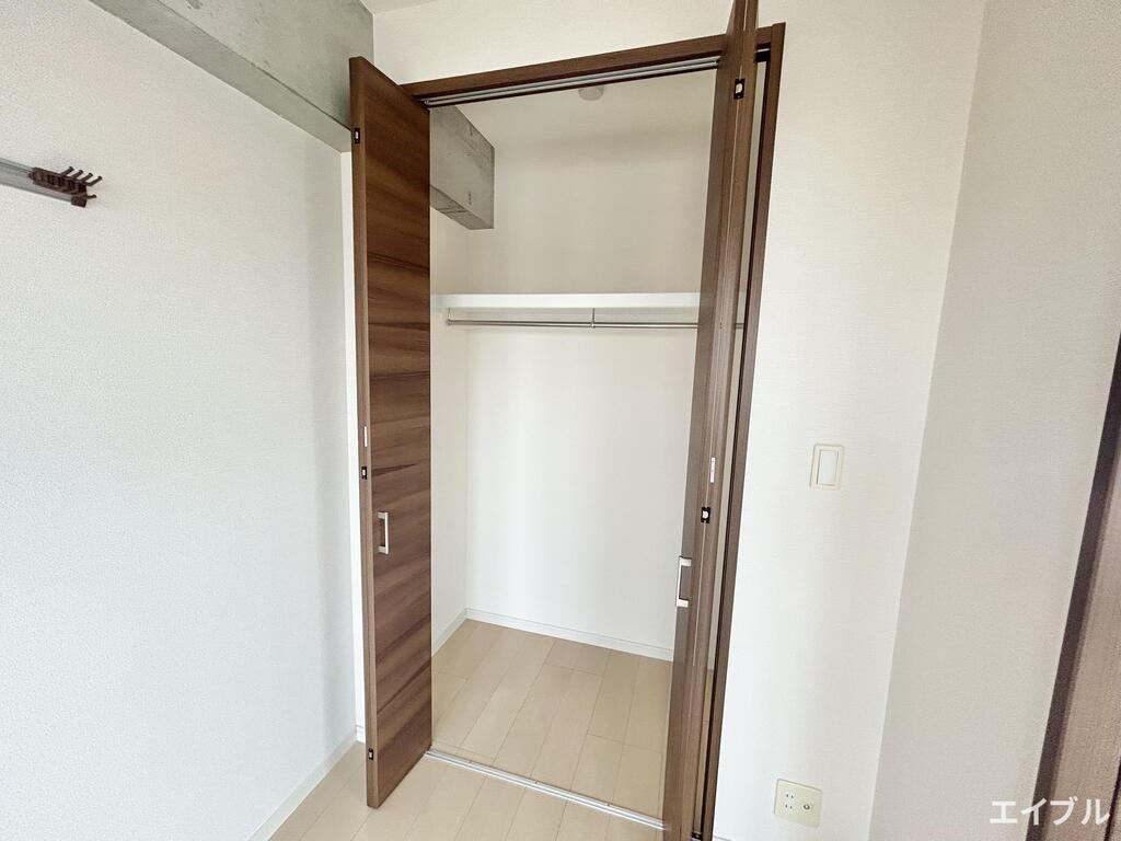 収納　同型