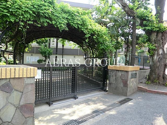 小学校　練馬区立開進第四小学校（小学校）まで912m