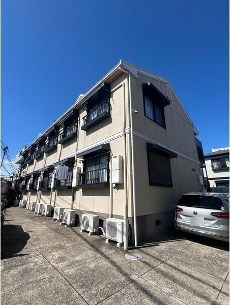 建物外観　お電話でお問い合わせを頂くとスムーズです♪