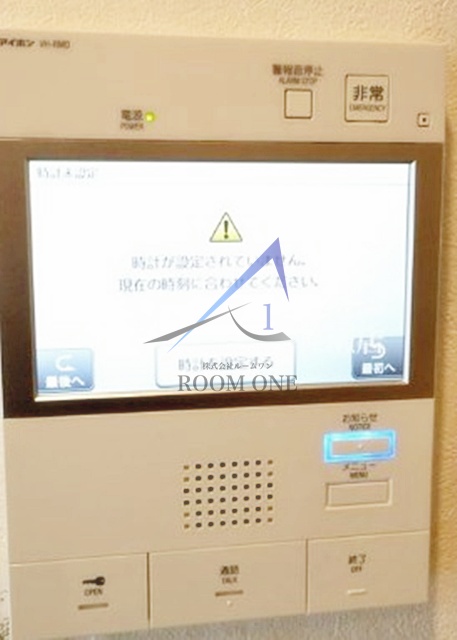セキュリティ　モニター付きインターホンです。