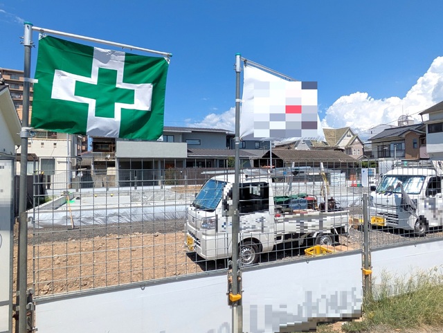 建物外観　建築中