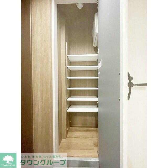 収納　シューズボックス