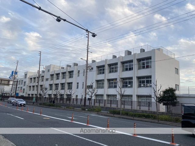 中学校　中野中学校（中学校）まで2706m