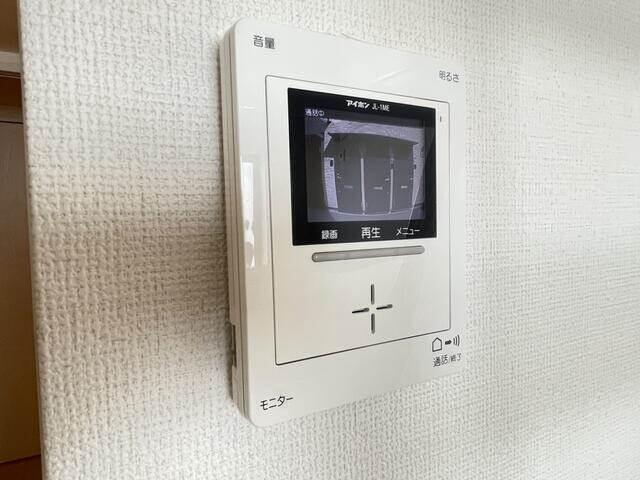 セキュリティ　モニター付きインターホンになります