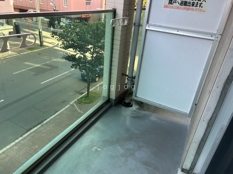 バルコニー