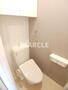 トイレ　落ち着いた色調のトイレです
