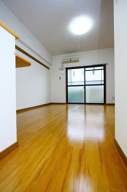 Stella Minamiの居間写真