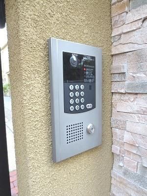 セキュリティ　モニタ付インターホン