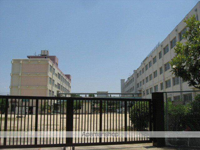 小学校　高槻市立玉川小学校（小学校）まで1112m