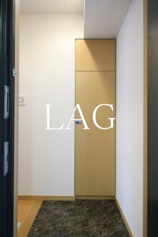 玄関　玄関です。