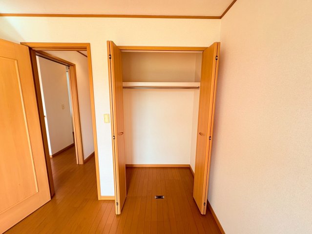 収納　※同階の反転タイプのお部屋の写真です。