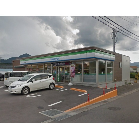 コンビニ　ファミリーマート上田下之郷店（コンビニ）まで763m
