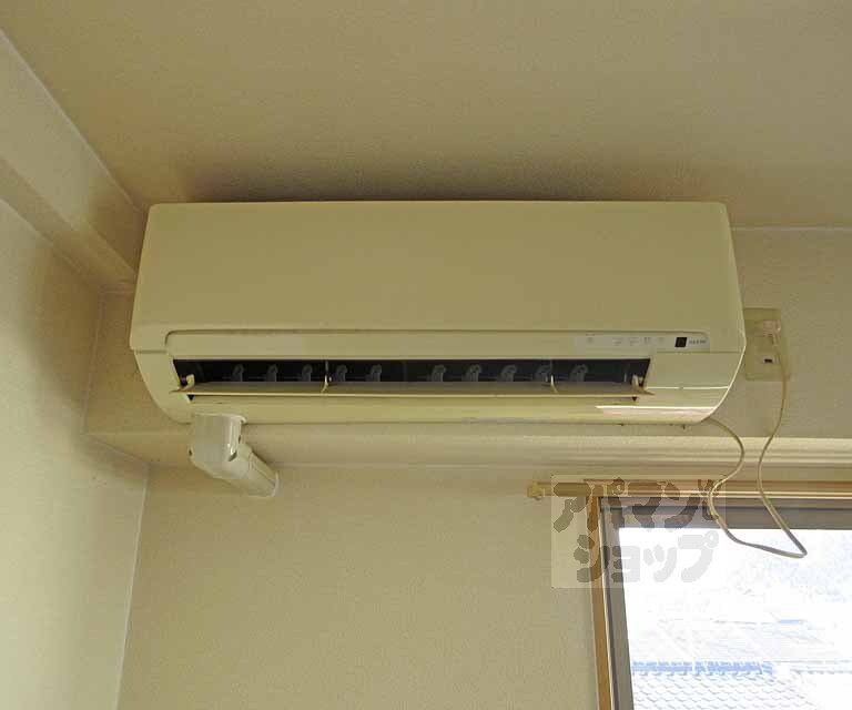 その他設備　エアコンついてますよ～