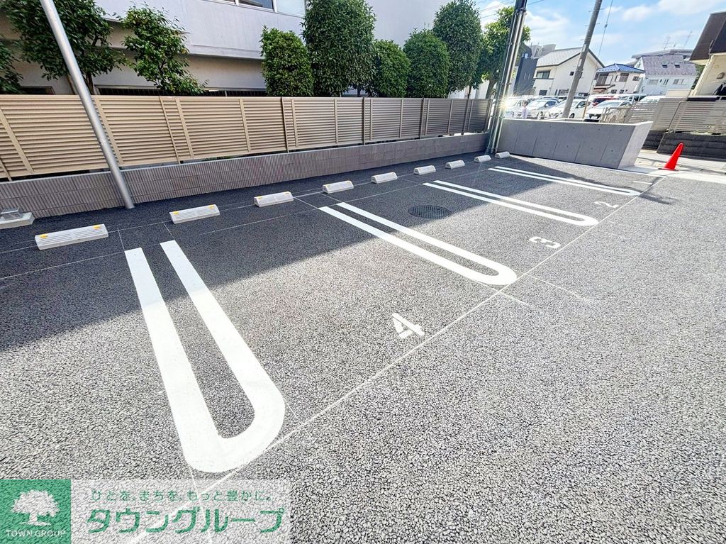駐車場　駐車場