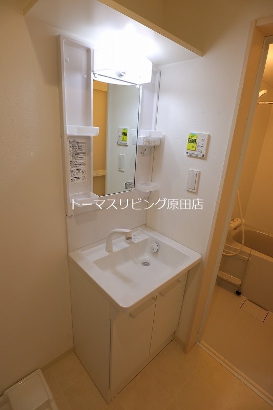 洗面設備　102号室写真