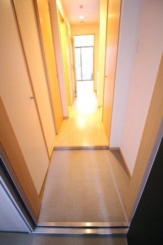 玄関　（別タイプ参考写真）Scena M　豊島区北大塚2