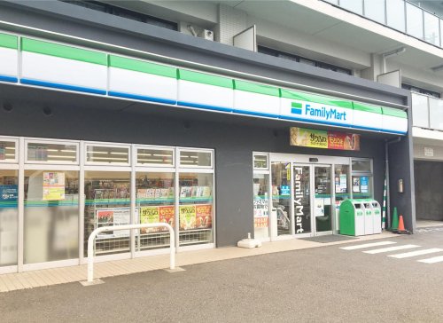 コンビニ　ファミリーマート 横浜西寺尾一丁目店（コンビニ）まで384m