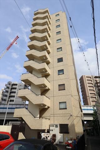 東急田園都市線 駒沢大学駅 徒歩8分 築42年
